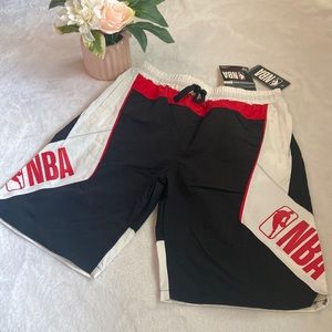 NET Boys Size L 14-16 NBA Basketball Short Black/Red/White Elastic Waist